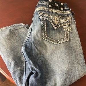 Miss Me capris size 29